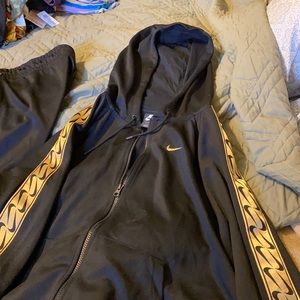 Women’s plus size Nike sweatsuit